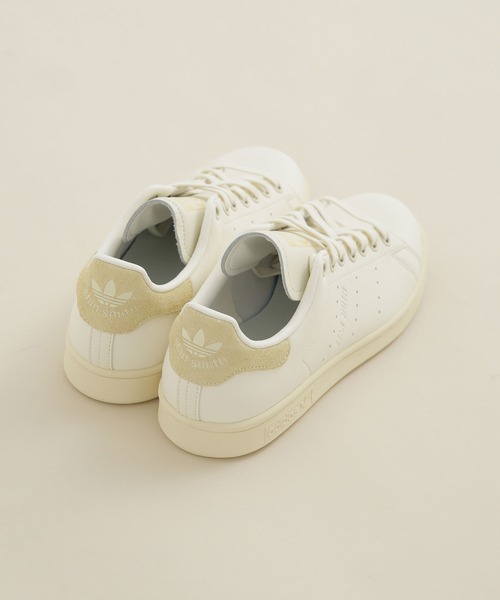 adidas（アディダス）の「adidas/ＳＴＡＮ　ＳＭＩＴＨ（スニーカー・レディース・ベージュ・22.5/24/24.5/23.5/23）」の8枚目の写真