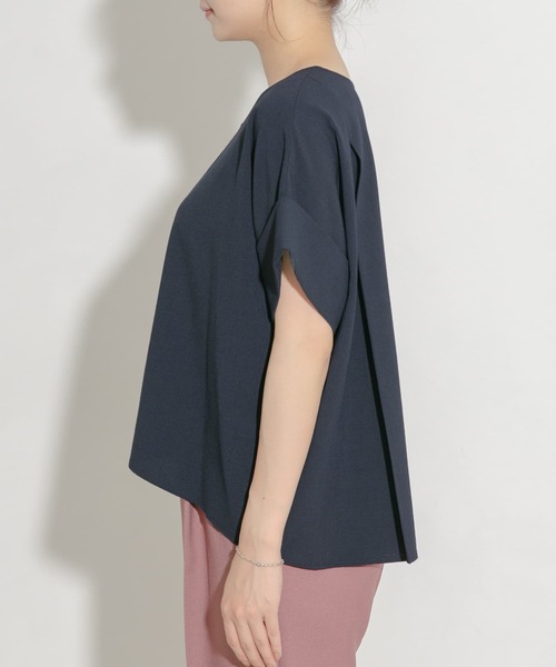 URBAN RESEARCH ROSSO（アーバンリサーチロッソ）の「リネンライクニュアンススリーブブラウス（シャツ/ブラウス・レディース・ネイビー/ベージュ系その他/ブルー系その他・FREE）」の18枚目の写真