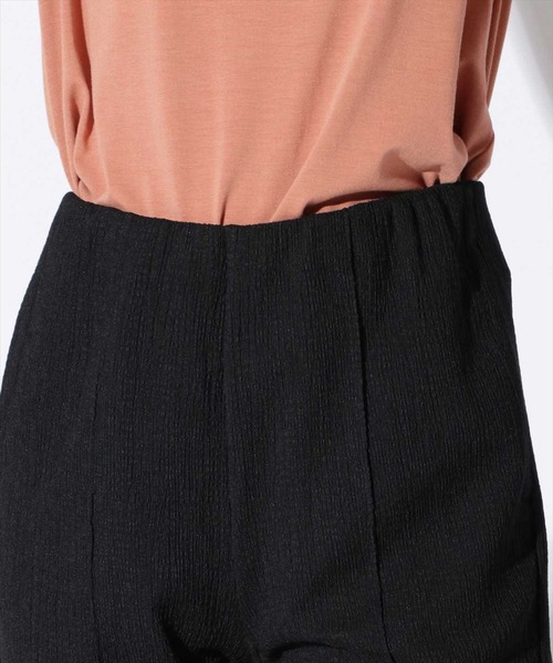 REDYAZEL（レディアゼル）の「スリットイージーパンツ（その他パンツ・レディース・ベージュ/ブラック・FREE）」の5枚目の写真