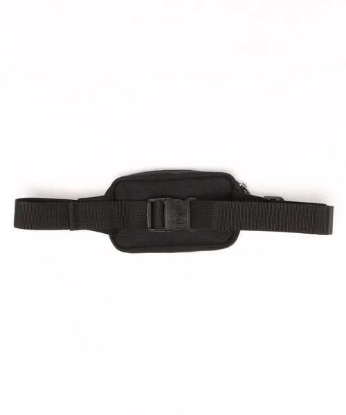 Manhattan Portage（マンハッタンポーテージ）の「Cobble Hill Waist Bag（ボディバッグ/ウエストポーチ・メンズ・ブラック・X-SMALL）」の3枚目の写真