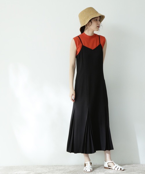 N.(N. Natural Beauty Basic)(エヌエヌナチュラルビューティーベーシック)の「◆プリーツマーメイドキャミワンピース(ワンピース・レディース・ブラック/オフホワイト/ライトグリーン・MEDIUM)」の11枚目の写真