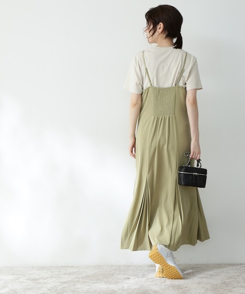 N.(N. Natural Beauty Basic)(エヌエヌナチュラルビューティーベーシック)の「◆プリーツマーメイドキャミワンピース(ワンピース・レディース・ブラック/オフホワイト/ライトグリーン・MEDIUM)」の8枚目の写真