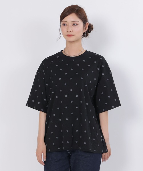 MARY QUANT（マリークワント）の「総柄デイジープリントビッグ T