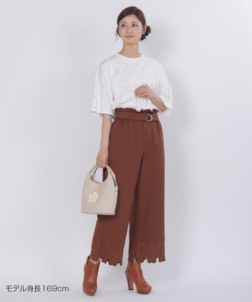 MARY QUANT 総柄デイジープリントビッグ Tシャツ(ブラック) 完売品 MARY QUANT（マリークワント）の「総柄デイジープリントビッグ T