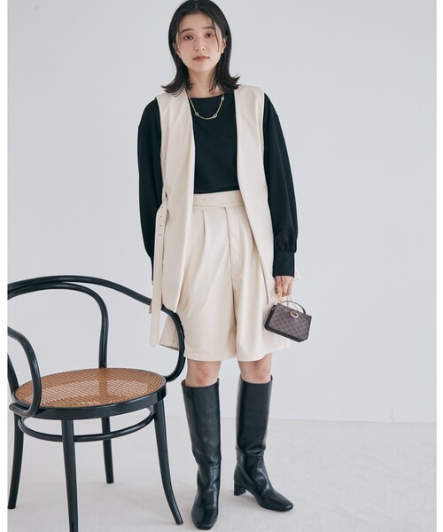 THE SHOP TK (ザ ショップ ティーケー )の「◆【レザー見え】バックルベルト付ベスト(ベスト・レディース・オフホワイト/ブラウン系・12)」の13枚目の写真