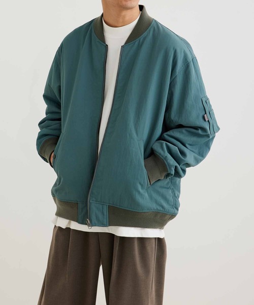 ADAM ET ROPE'（アダムエロペ）の「《ドラマ着用》【小松マテーレ】スナバックナイロン オーバーサイズ リバーシブル MA1×スタジャン/ユニセックス（MA-1・メンズ・ブラック/オフホワイト/グリーン・L/M）」の19枚目の写真