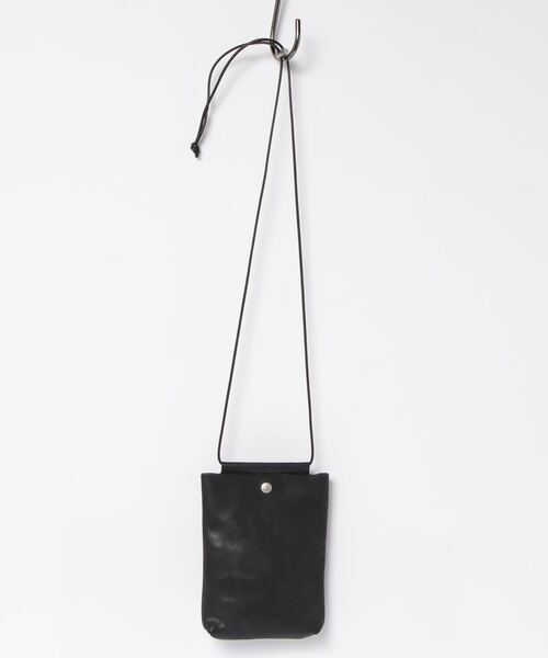 Creed（クリード）の「【creed/クリード】MOSTRO (モストロ)　ネックポーチ（ショルダーバッグ・メンズ・ブラック/ワイン/グリーン/キャメル/ブルー/グレー・FREE）」の2枚目の写真