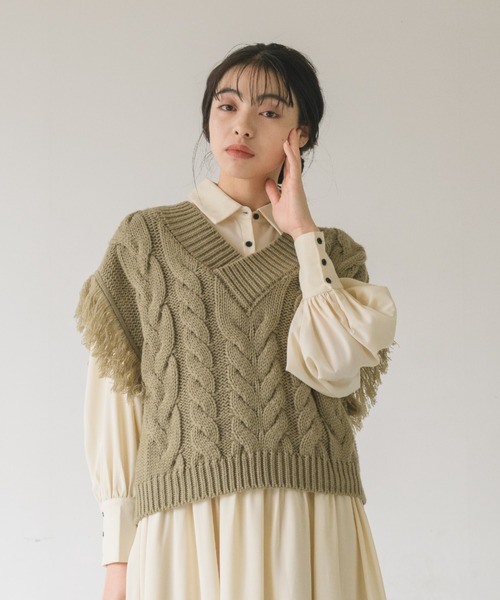 idem(イデム)の「fringe knit vest/フリンジニットベスト(ベスト・レディース・アイボリー/モカ・FREE)」の1枚目の写真