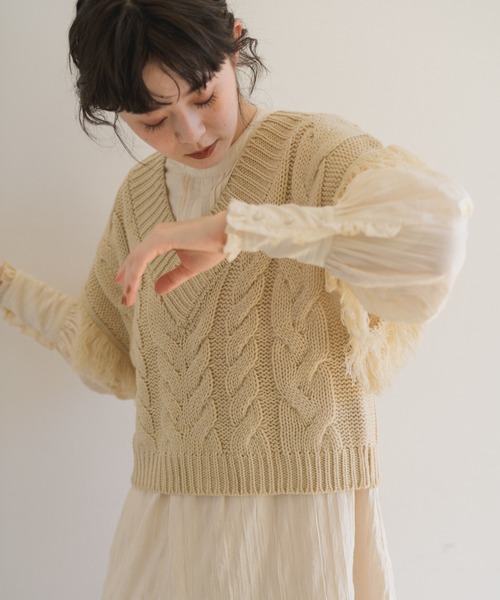 idem(イデム)の「fringe knit vest/フリンジニットベスト(ベスト・レディース・アイボリー/モカ・FREE)」の12枚目の写真