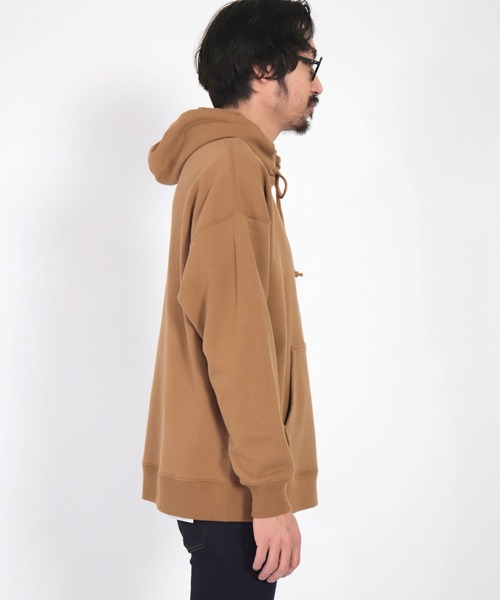 SPELLBOUND（スペルバウンド）の「[SPELLBOUND / スペルバウンド] ヘヴィ吊り裏毛 BIGスウェットパーカー（パーカー・メンズ・ブラック/ナチュラル/ブラウン・2/3）」の7枚目の写真