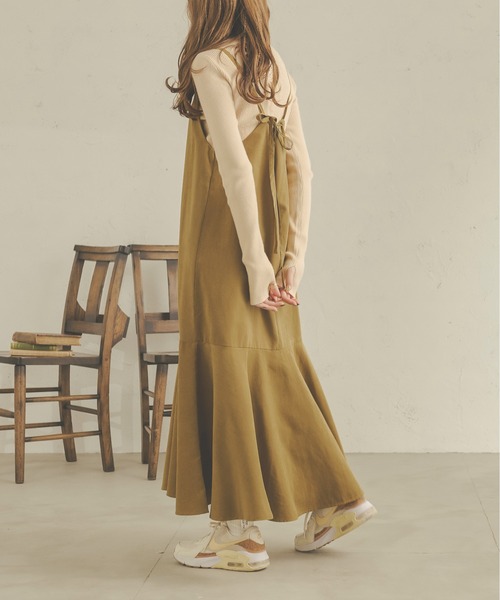 Ambre Neige（アンブルネージュ）の「起毛マーメイドキャミワンピース／【WEB/EC限定商品】（ワンピース・レディース・ダークブラウン/ブラック/ライトブラウン・FREE）」の4枚目の写真
