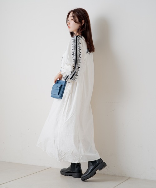 Kastane（カスタネ）の「ソフィア刺繍ワンピース（ワンピース・レディース・ホワイト/ブラック・FREE）」の5枚目の写真