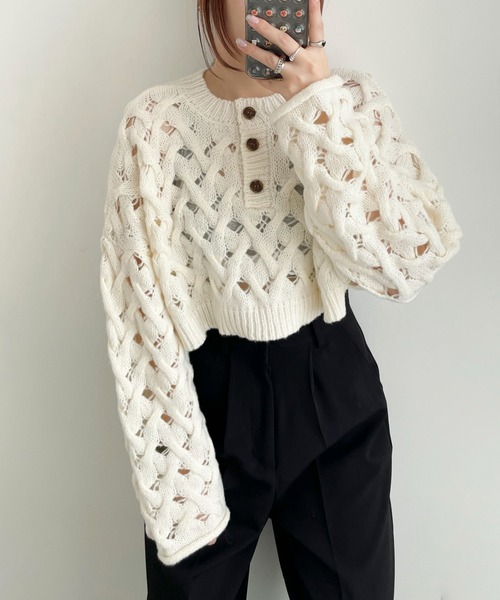 EPIMI E'PIMMY（エピミエピミー）の「２Wayケーブルメッシュクロップドプルオーバー（ニット/セーター・レディース・グリーン系その他/ブラック/オフホワイト・MEDIUM）」の2枚目の写真