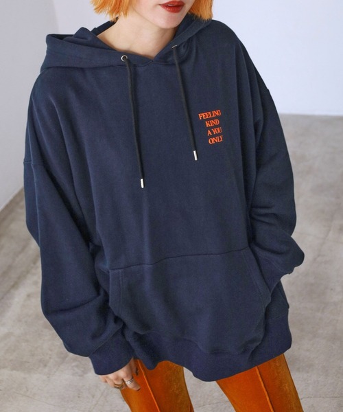 PBLIM(ページボーイリム)の「PAGEBOYLIM/カラーロゴフーディー(パーカー・レディース・ネイビー/オフホワイト・MEDIUM/LARGE)」の9枚目の写真