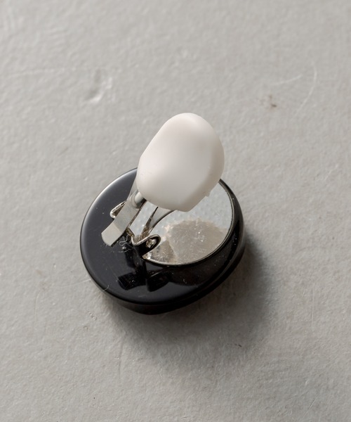 MARION GODART(マリオンゴダール)の「【MARION GODART(マリオンゴダール)】サークルドットイヤリング(イヤリング・レディース・ブラック/ボルドー/グリーン系その他2・FREE)」の7枚目の写真