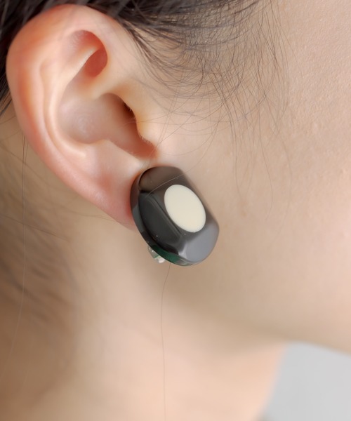 MARION GODART(マリオンゴダール)の「【MARION GODART(マリオンゴダール)】サークルドットイヤリング(イヤリング・レディース・ブラック/ボルドー/グリーン系その他2・FREE)」の9枚目の写真