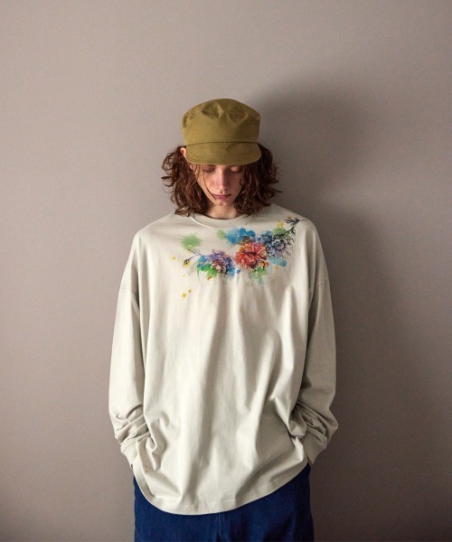 rehacer（レアセル）の「rehacer : Botanical Stole Wide L/S  / ボタニカルストール ワイド ロングスリーブ カットソー（Tシャツ/カットソー・メンズ・ホワイト/グレイッシュベージュ・SMALL/MEDIUM/LARGE/X-LARGE）」の6枚目の写真