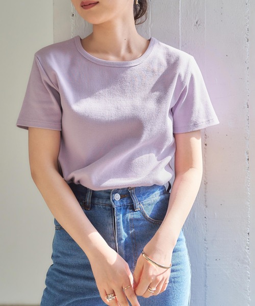 titivate(ティティベイト)の「クルーネックコットンカットソーTシャツ(Tシャツ/カットソー・レディース・ベージュ/パープル/ブラック/グレー/オフホワイト・S/M/L)」の5枚目の写真