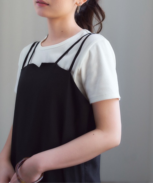 titivate(ティティベイト)の「クルーネックコットンカットソーTシャツ(Tシャツ/カットソー・レディース・ベージュ/パープル/ブラック/グレー/オフホワイト・S/M/L)」の2枚目の写真