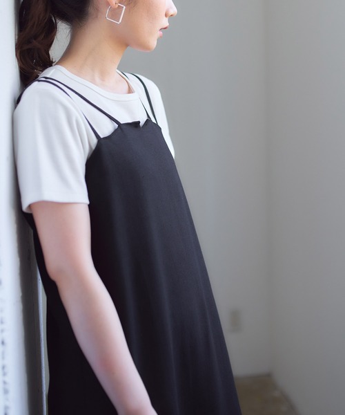 titivate(ティティベイト)の「クルーネックコットンカットソーTシャツ(Tシャツ/カットソー・レディース・ベージュ/パープル/ブラック/グレー/オフホワイト・S/M/L)」の6枚目の写真