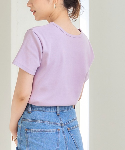 titivate(ティティベイト)の「クルーネックコットンカットソーTシャツ(Tシャツ/カットソー・レディース・ベージュ/パープル/ブラック/グレー/オフホワイト・S/M/L)」の15枚目の写真