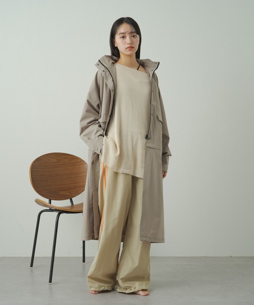 earthy（アーシー）の「【earthy_】キーピングセパレートコート（ナイロンジャケット・レディース・ベージュ/ブラック・FREE）」の16枚目の写真
