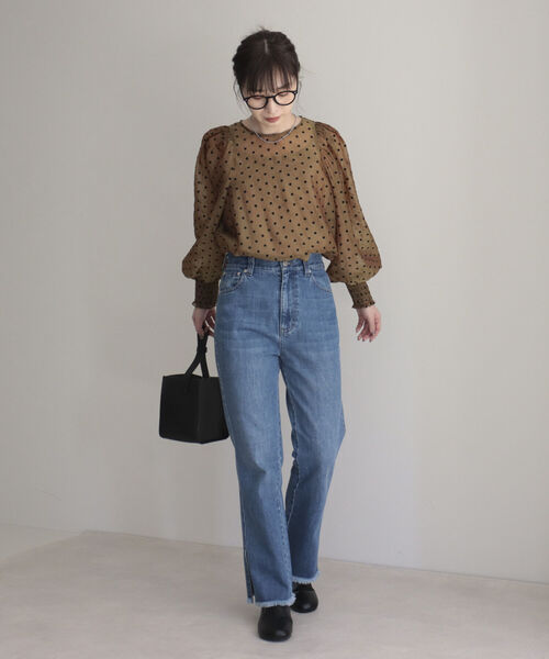 fredy emue（フレディエミュ）の「[新色追加]ドットシアー袖ボリュームブラウス（インナー付き）（シャツ/ブラウス・レディース・ホワイト系その他4/ブラック系その他3/ベージュ系その他3/ブルー系その他・38）」の15枚目の写真