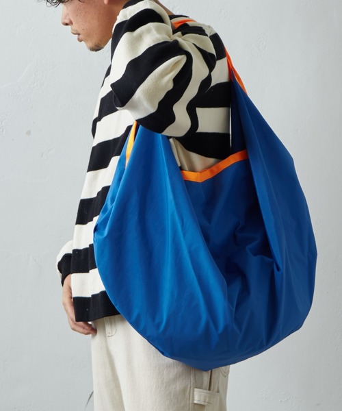 CIAOPANIC TYPY（チャオパニックティピー）の「□ワッシャーナイロンBIGトート（トートバッグ・メンズ・ブルー/ベージュ/オレンジ/ブラック・ONE SIZE）」の4枚目の写真
