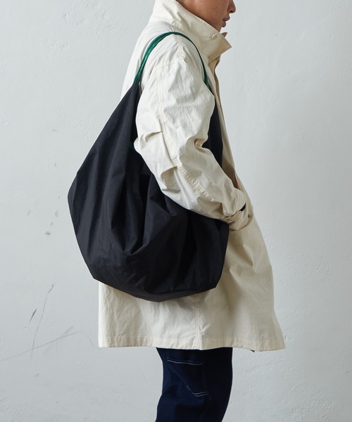 CIAOPANIC TYPY（チャオパニックティピー）の「□ワッシャーナイロンBIGトート（トートバッグ・メンズ・ブルー/ベージュ/オレンジ/ブラック・ONE SIZE）」の22枚目の写真