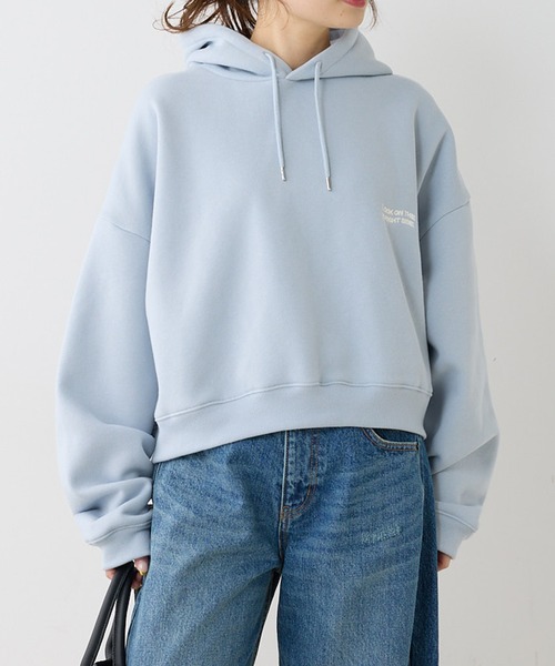 PUAL CE CIN（ピュアルセシン）の「ロゴ刺繍ショート丈パーカー／フーディー（パーカー・レディース・サックスブルー/トップグレー・FREE）」の14枚目の写真