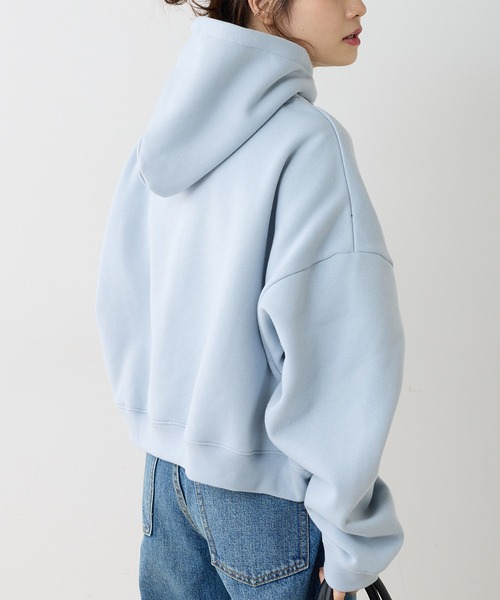 PUAL CE CIN（ピュアルセシン）の「ロゴ刺繍ショート丈パーカー／フーディー（パーカー・レディース・サックスブルー/トップグレー・FREE）」の15枚目の写真