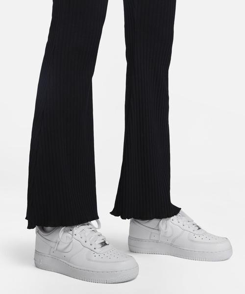 NIKE（ナイキ）の「《セットアップ対応商品》ナイキ スポーツウェア ウィメンズ ハイウエスト リブ ジャージー パンツ / Nike SportswearWomen's High-Waisted Ribbed Jersey Pants（その他パンツ・レディース・グレー系その他/ブラック/グレイッシュベージュ/クリーム/オリーブ系/ブラウン系その他・XS/M/L/S/XL/2XL）」の11枚目の写真