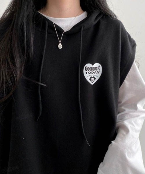 Dalfwin（ダールフィン）の「韓国ファッションGOODLUCKレイヤード3点上下セットアップルームウェアパーカー フーディー（ルームウェア/パジャマ・レディース・グレー/ブラック・FREE）」の6枚目の写真