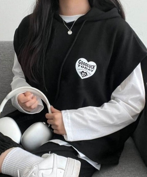 Dalfwin（ダールフィン）の「韓国ファッションGOODLUCKレイヤード3点上下セットアップルームウェアパーカー フーディー（ルームウェア/パジャマ・レディース・グレー/ブラック・FREE）」の3枚目の写真