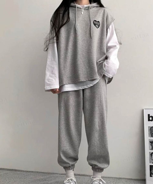 Dalfwin（ダールフィン）の「韓国ファッションGOODLUCKレイヤード3点上下セットアップルームウェアパーカー フーディー（ルームウェア/パジャマ・レディース・グレー/ブラック・FREE）」の10枚目の写真