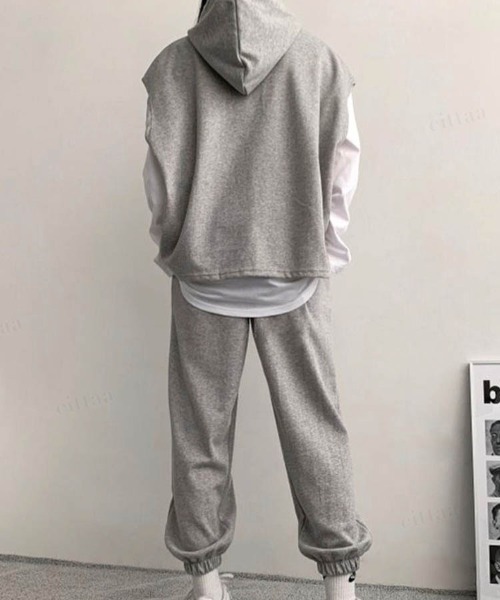 Dalfwin（ダールフィン）の「韓国ファッションGOODLUCKレイヤード3点上下セットアップルームウェアパーカー フーディー（ルームウェア/パジャマ・レディース・グレー/ブラック・FREE）」の19枚目の写真