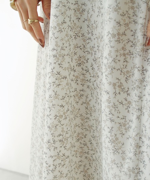 Crisp（クリスプ）の「バックリボンフラワーワンピース（ワンピース・レディース・ホワイト/アイボリー・FREE）」の19枚目の写真