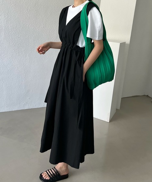 Girly Doll（ガーリードール）の「サイドリボンジャンパースカート（ジャンパースカート・レディース・ブラック/カーキ・F）」の6枚目の写真