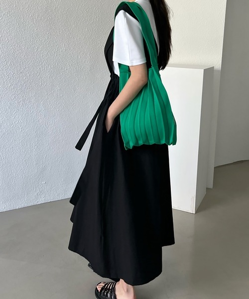 Girly Doll（ガーリードール）の「サイドリボンジャンパースカート（ジャンパースカート・レディース・ブラック/カーキ・F）」の7枚目の写真