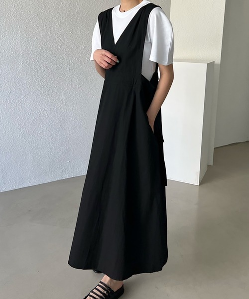 Girly Doll（ガーリードール）の「サイドリボンジャンパースカート（ジャンパースカート・レディース・ブラック/カーキ・F）」の13枚目の写真