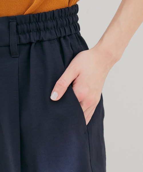 VIS（ビス）の「【接触冷感・洗える】イージーテーパードパンツ（スラックス・レディース・ベージュ/ネイビー/ホワイト系その他5/ブルー系その他5・SS/S/M/L/LL）」の18枚目の写真