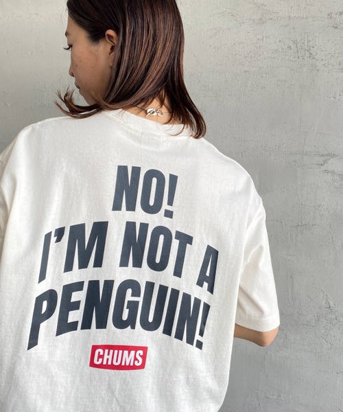CHUMS（チャムス）の「[CHUMS/チャムス] IM NOT A PENGUIN オーバーサイズバックプリントTシャツ（Tシャツ/カットソー・レディース・サックスブルー/ベージュ/ホワイト/ブラック・MEDIUM/XL/L/M）」の2枚目の写真