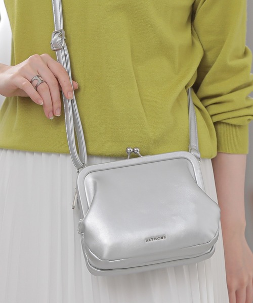 ALTROSE（アルトローズ）の「がま口ショルダーバッグ クララ（ショルダーバッグ・レディース・ベージュ/アイボリー/ブラック/シルバー・FREE）」の11枚目の写真