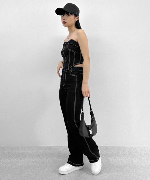 LVEU.(ラブユ.)の「【LVEU.】ステッチベアビスチェ / トップス カットソー ベアトップ ビスチェ ステッチ ストレッチ レイヤード セットアップ ブラック(チューブトップ・レディース・ブラック・FREE)」の4枚目の写真