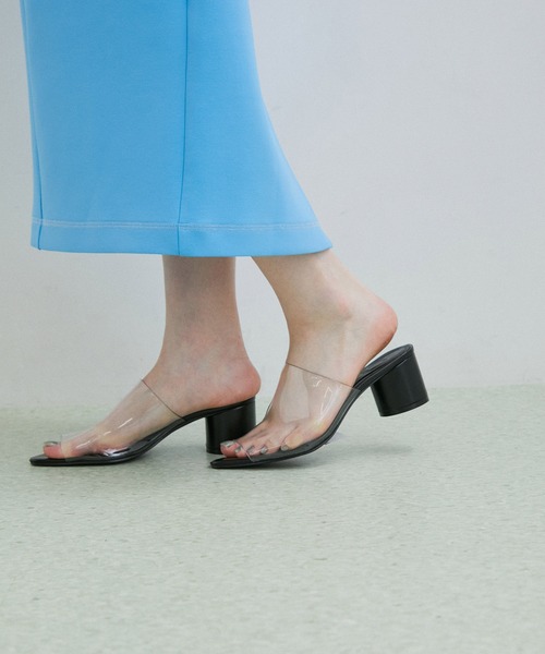 ADAM ET ROPE'（アダムエロペ）の「クリアミュール（サンダル・レディース・シルバー/ブラック・23.0cm/23.5cm/24.0cm/24.5cm）」の2枚目の写真