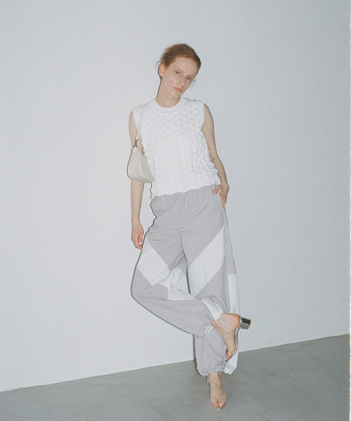 ADAM ET ROPE'（アダムエロペ）の「クリアミュール（サンダル・レディース・シルバー/ブラック・23.0cm/23.5cm/24.0cm/24.5cm）」の17枚目の写真