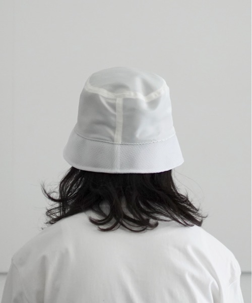 WhoWhat（フーワット）の「【EXCLUSIVE】who what MESH BRIM BUCKET HAT（ハット・メンズ・ブラック/ホワイト・F）」の4枚目の写真