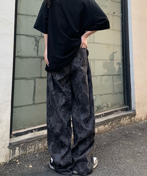 Mayree（メイリー）の「フラワー柄ワイドストリートパンツ(se)（スラックス・レディース・ブラウン/ブラック・FREE）」の9枚目の写真