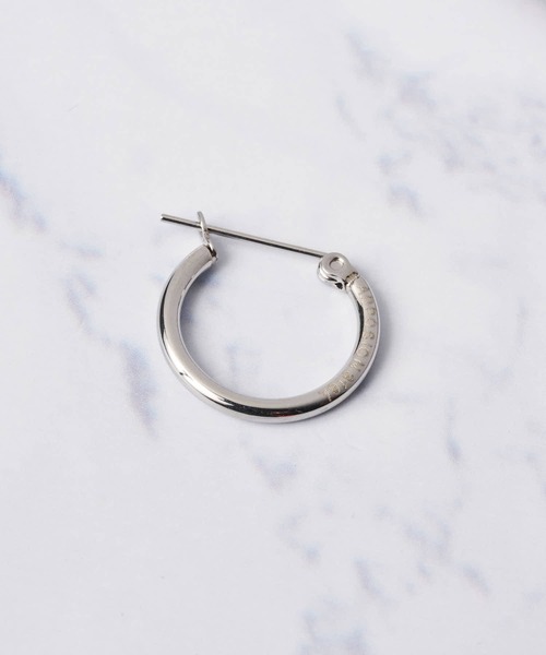 ADPOSION(アドポーション)の「【WEB限定】14mm フープピアス(片耳)(ピアス(片耳用)・レディース・シルバー/ゴールド/ブラック・FREE)」の7枚目の写真