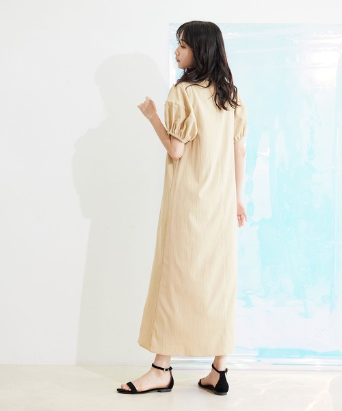 Jayro（ジャイロ）の「ランタンスリーブワンピース（ワンピース・レディース・ネイビー/グリーン/キャメル・M）」の3枚目の写真